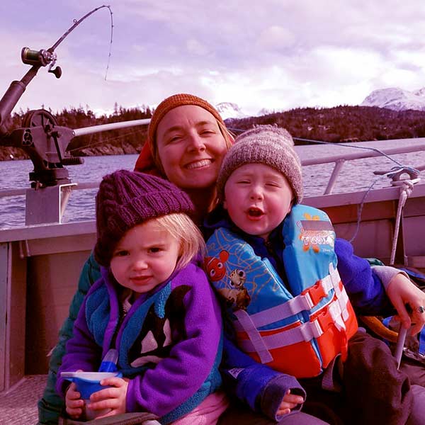 Image of Caption: Eve Kilcher with her kids son Findlay Farenorth and daughter Sparrow Rose